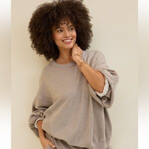 Aerie Tres Chic Sweatshirt in Heathered Taupe L